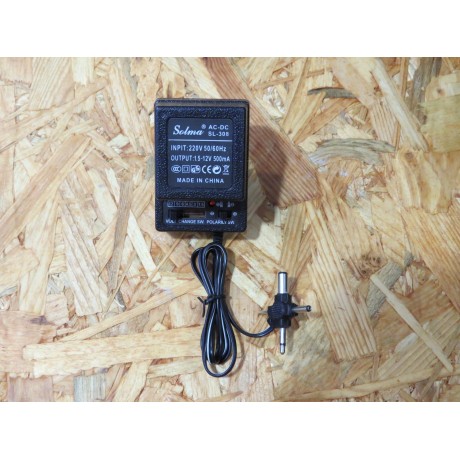 Carregador Universal 1.5V-12V 500mA Compativel