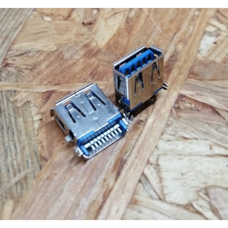 Conector de USB C/ Ligação em Cima C/ Tamanho A: 6 mm L: 13 mm C:14 mm P:9 Ref: 18