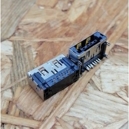 Conector de USB C/ Ligação no Meio C/ Tamanho A: 6 mm L: 19 mm C:11 mm P:11 Ref: 51