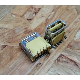 Conector de USB C/ Ligação em Cima C/ Tamanho A: 6 mm L: 13 mm C:14 mm P:4 Ref: 26