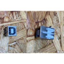 Conector de USB C/ Ligação no Meio C/ Tamanho A: 11 mm L: 13 mm C:14mm P:4 Ref: 49