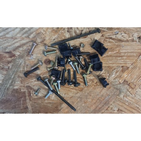 Kit de Parafusos PlayStation 2 / PlayStation SCPH-30004 Recondicionado