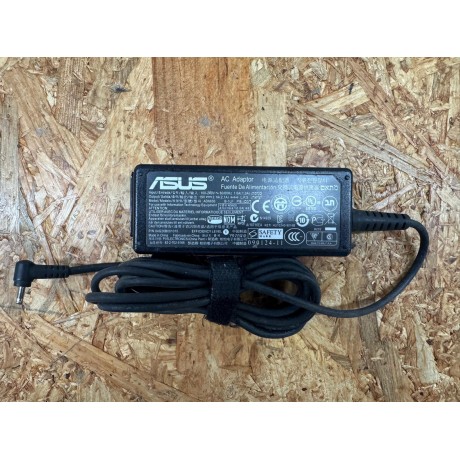 Carregador Asus 19v 2.1A Ponta Fina 2.5 * 0.7 mm Recondicionado Ref : 04G26B001010