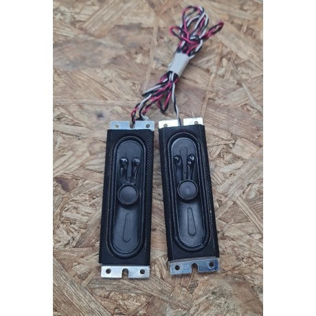 Colunas TV Akira LED-B23TU22H Recondicionado Ref: YDT310